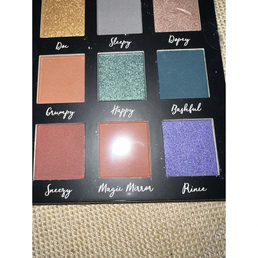 Disney Snow White Eyeshadow Palette--12 Shades--Brand New